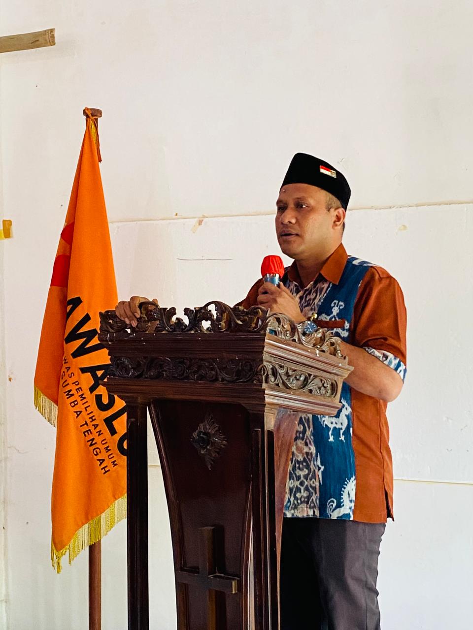 Ketua Bawaslu Sumba Tengah