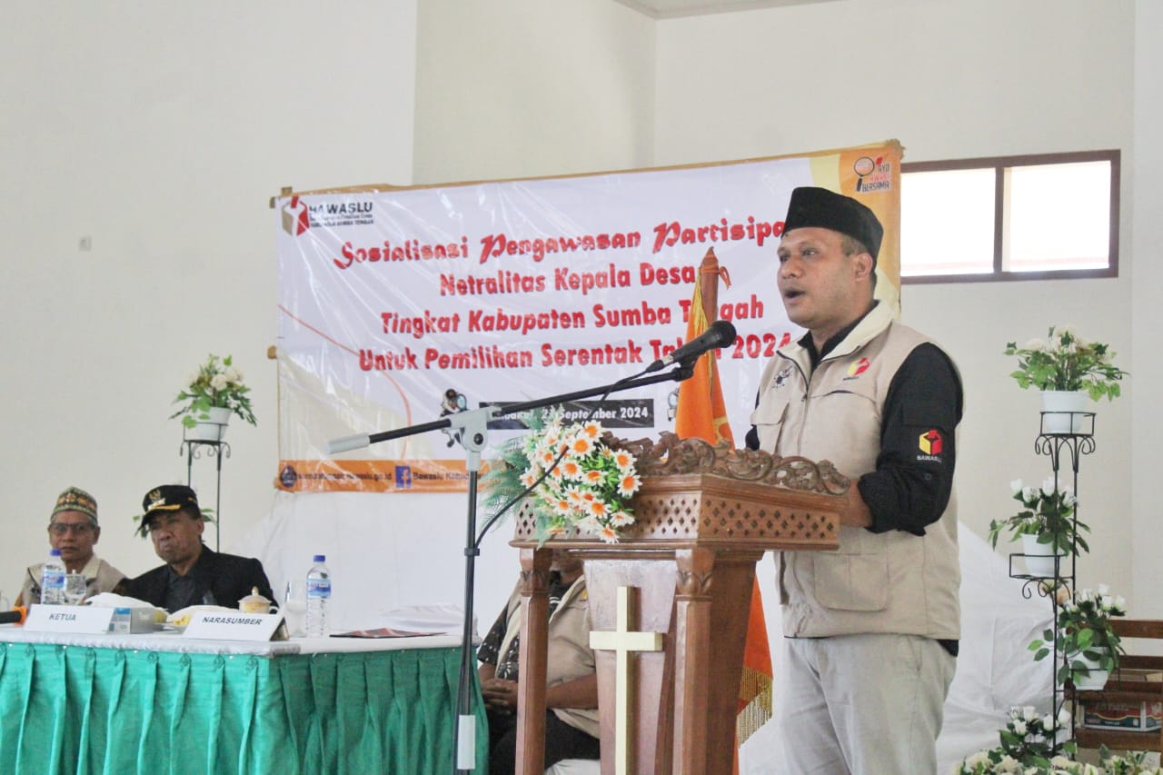 Ketua Bawaslu Kabupaten Sumba Tengah saat menyampaikan arahan